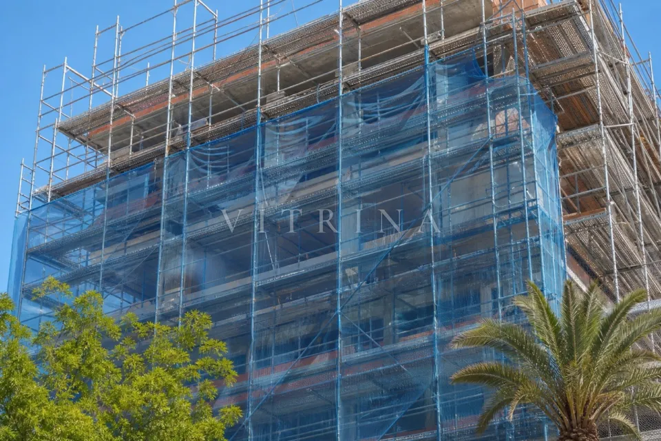 Villa in aanbouw met panoramisch zeezicht in Marbella